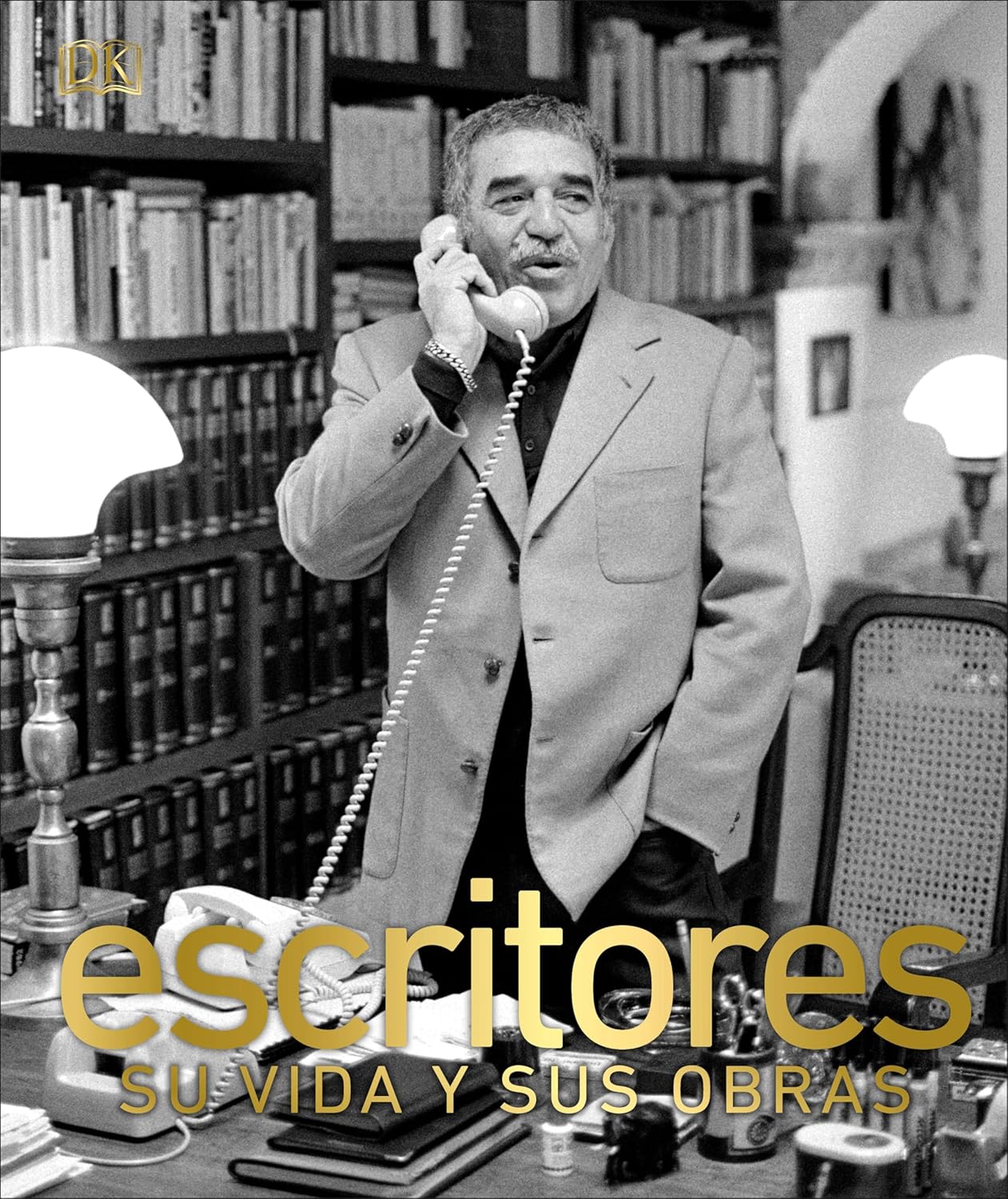Escritores (Writers): Su vida y sus obras, Tapa Dura